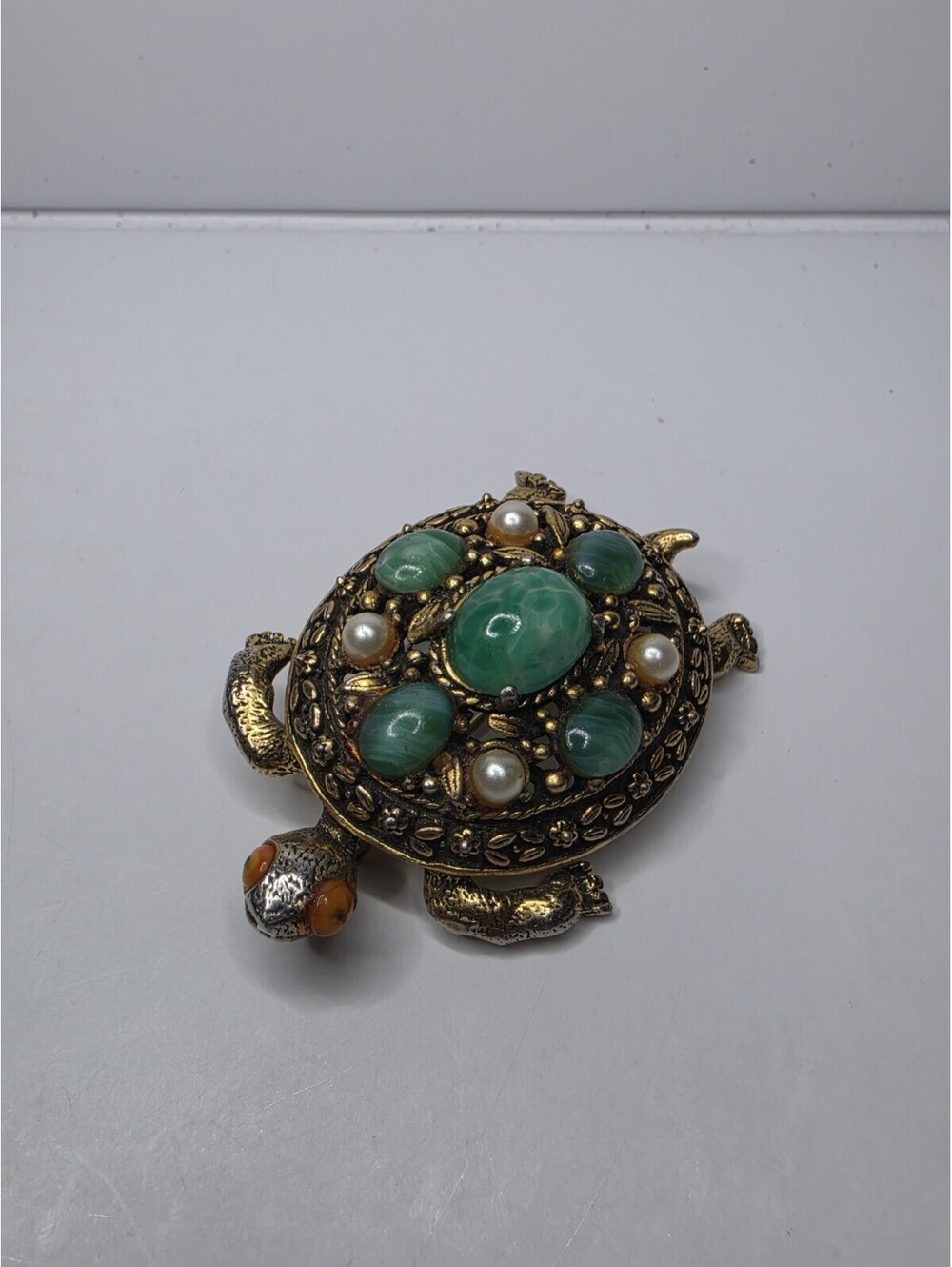Vintage Signed WEISS Turtle Brooch Gold Tone Green Glass Cabochon Faux Pearl Pin